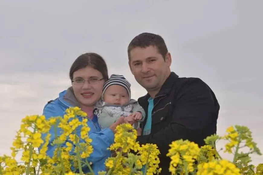 „Copilul meu este îngropat aici”. Cum a ajuns un român să candideze la alegerile din Danemarca