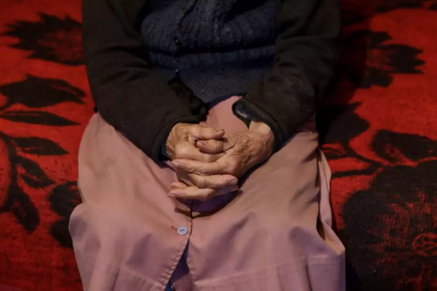 Urarea de 1 Decembrie a femeii centenare, care vede cum țara sa se topește: „Să trăiţi mai mult ca mine, că nu mi-i ciudă!”