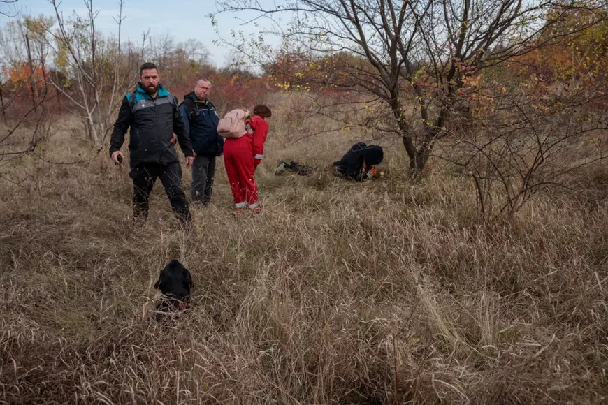 Unul dintre câinii din echipa Belgiei a găsit prima „victimă” la proba de căutare la suprafață