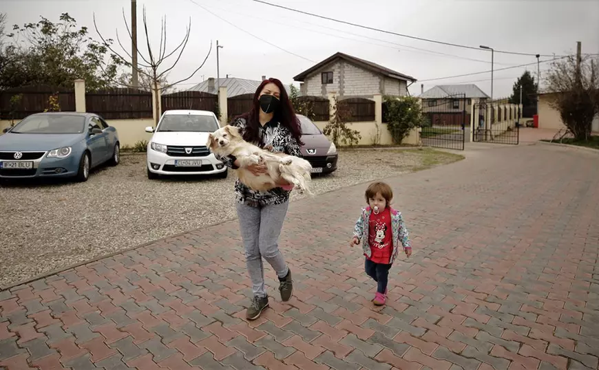 Reportaj de la singurul spital unde animalele fără stăpân au prioritate. „Am tratat și căței prin gard, pentru că ne rugau oamenii aflați în carantină”