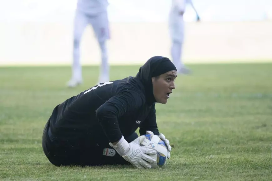 Portărița Iranului pe care Federația de fotbal din Iordania o acuză că este bărbat: „Asta este bullying”