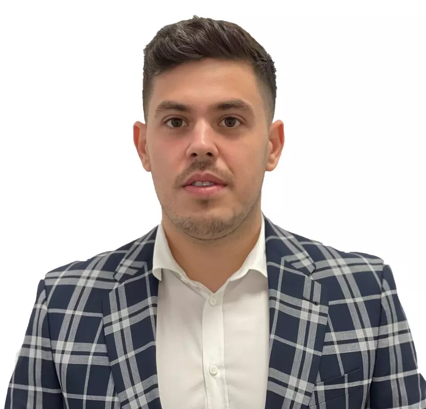 „Familia” Piedone. Primarul de la sectorul 5 s-a înconjurat în posturile-cheie de rude și relații