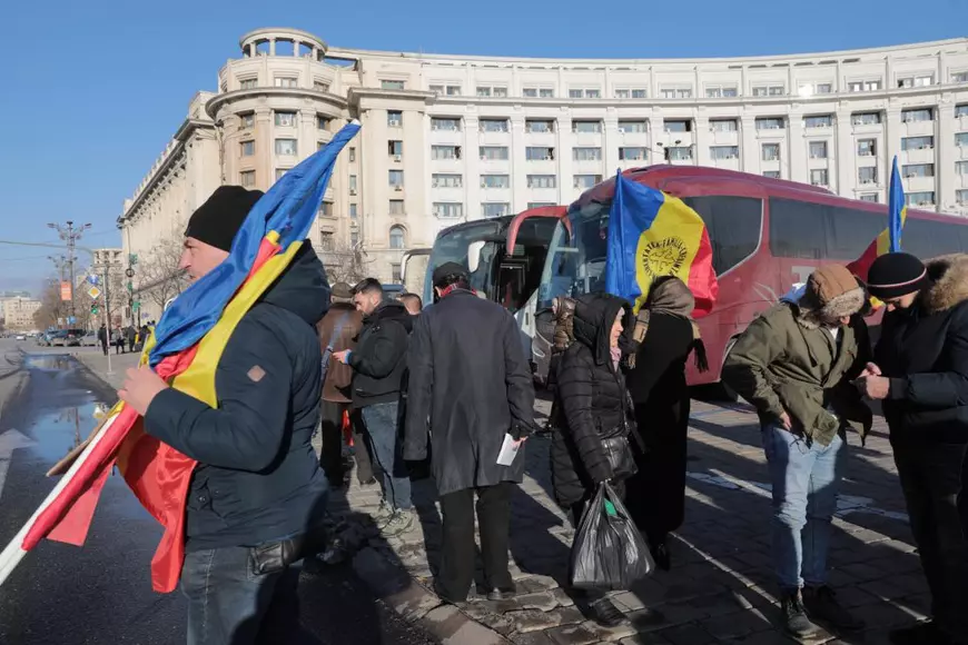 Cine sunt şi ce au vrut unii dintre cei care au fost astăzi la protestele de la Parlament și Piața Victoriei: „Am venit să ne certăm cu politicienii“