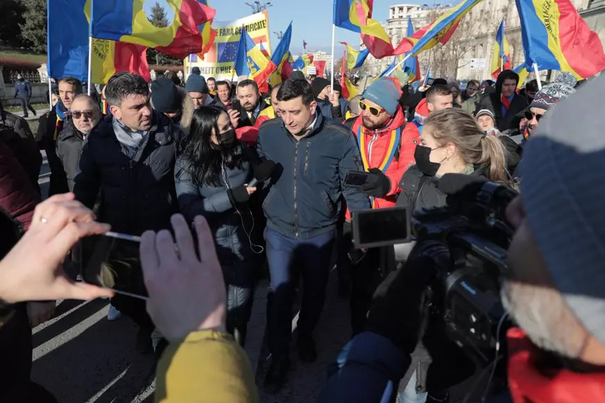 Cine sunt şi ce au vrut unii dintre cei care au fost astăzi la protestele de la Parlament și Piața Victoriei: „Am venit să ne certăm cu politicienii“