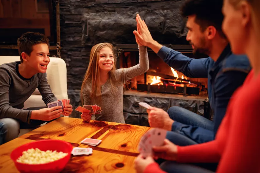 Activitati de Revelion - Jocuri de carti