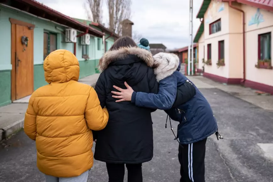 Miracolul de la Singureni. Cum li s-au îndeplinit dorințele de Crăciun unor copii abandonați de părinți și de sistem