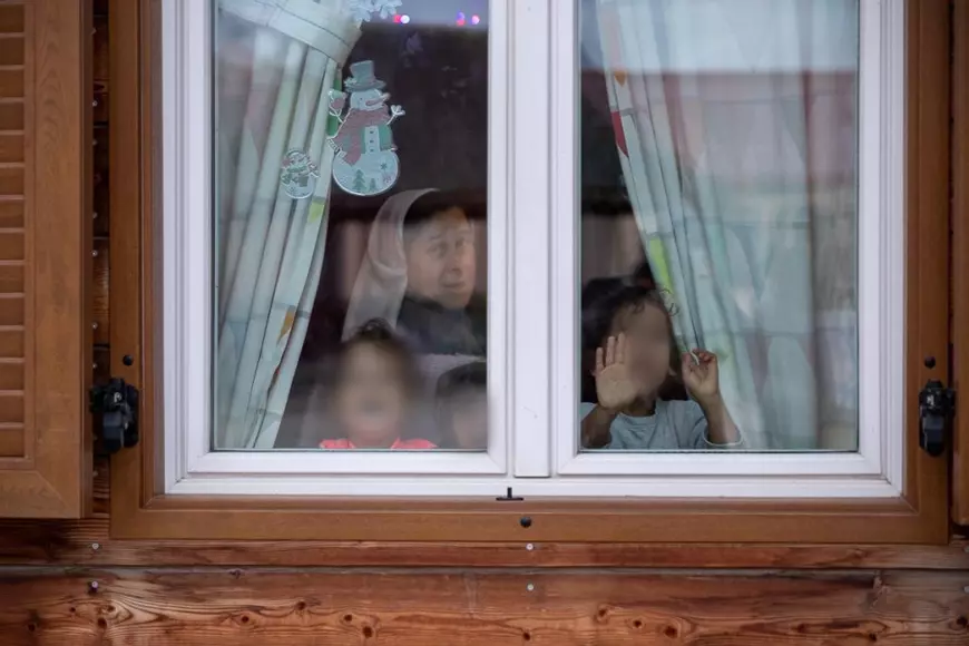 Miracolul de la Singureni. Cum li s-au îndeplinit dorințele de Crăciun unor copii abandonați de părinți și de sistem