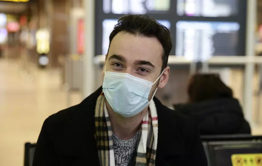 Reportaj la aeroport, de 1 Decembrie. România părinților rămași acasă: „Merg câțiva ani afară și dup-aia, nostalgia îi omoară”