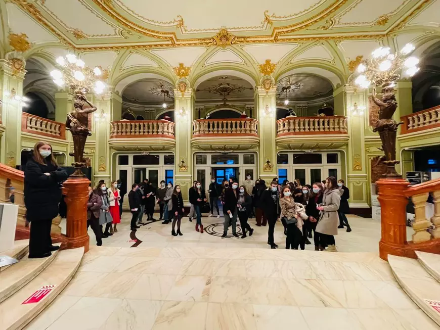 Cele mai multe opere naționale nu știu câți angajați s-au vaccinat anti-COVID. „Unii artiști au fost reticenți și la testarea PCR”