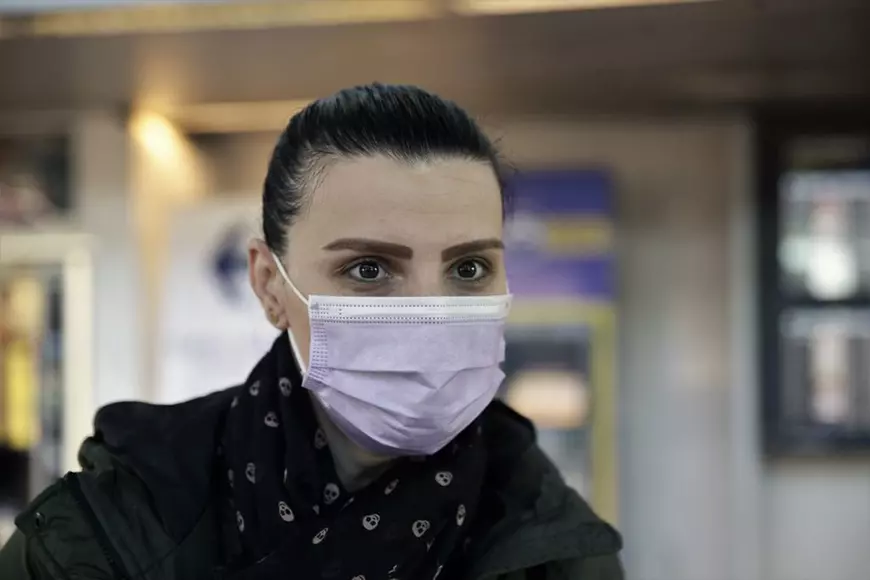 Reportaj la aeroport, de 1 Decembrie. România părinților rămași acasă: „Merg câțiva ani afară și dup-aia, nostalgia îi omoară”