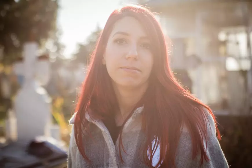 Drumul lung al vindecării, după moartea unui părinte: „Mi-a fost greu să o pierd pe mama, dar oare ei nu i-a fost greu să moară?” 