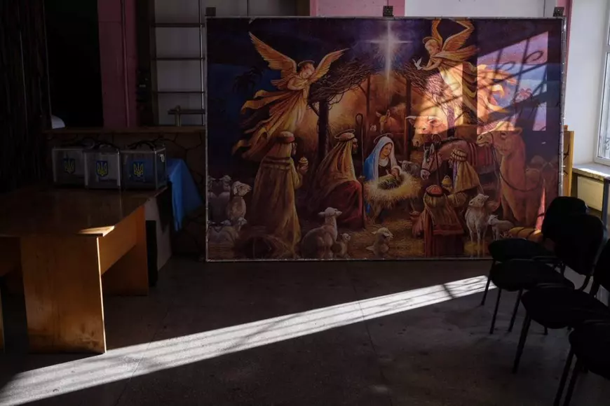 REPORTAJ. Va fi război în Ucraina? Românii din Ucraina spun că „Aici e calicie, aici e sărăcie. Ce să ia Rusia?!”