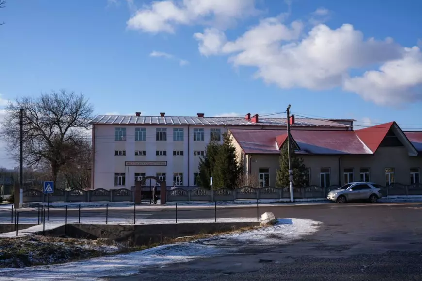 REPORTAJ. Va fi război în Ucraina? Românii din Ucraina spun că „Aici e calicie, aici e sărăcie. Ce să ia Rusia?!”