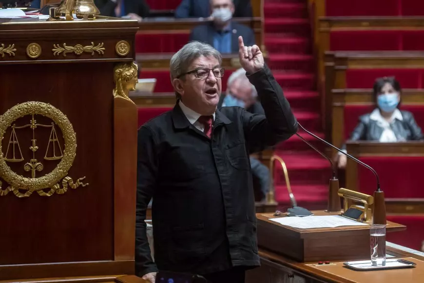 Parlamentarii francezi au suspendat dezbaterile pe certificatul verde, după ce au primit amenințări cu moartea