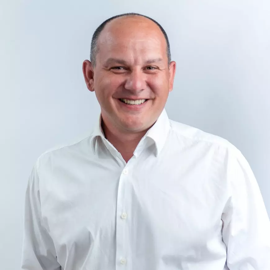 Un viceprimar USR-PLUS al Bucureștiului îi dă replica Gabrielei Firea, dar îl critică sever și pe Nicușor Dan!