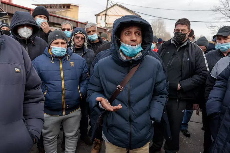 „Nu suntem toți sindicaliști, eu nu sunt. Suntem salariați, nu sindicaliști”. Foto: Vlad Chirea