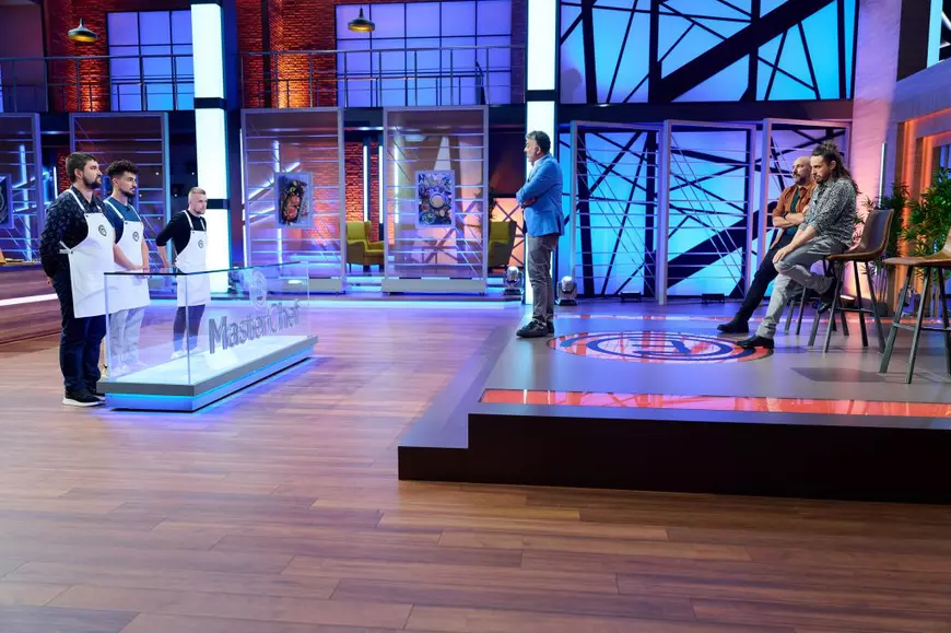 Începe etapa confruntărilor la „MasterChef” 2022. „Musty, iei foc! Pompieri! Stingeți-i focul”
