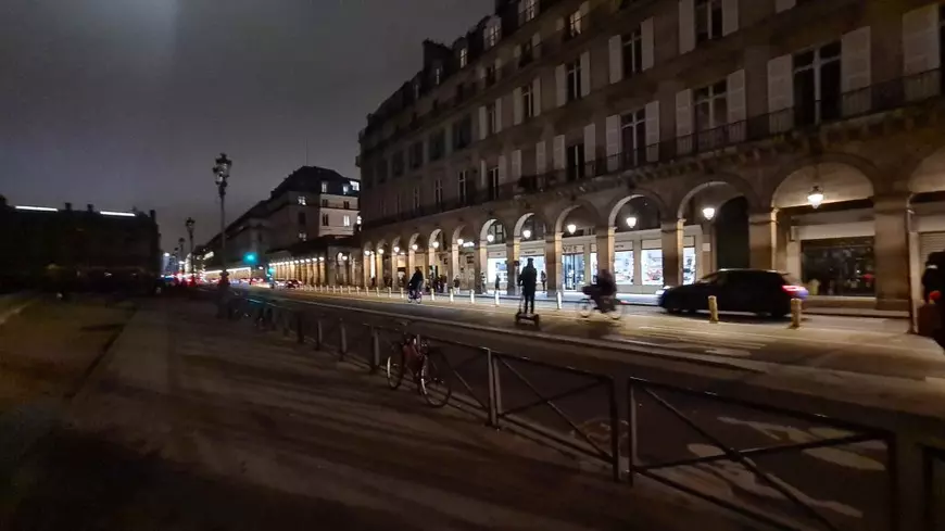 REPORTAJ | Cum am trăit Revelionul la Paris, capitala europeană cea mai lovită de noul val COVID