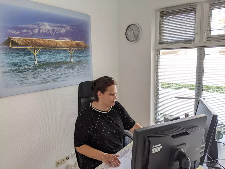 Surpriza asistentei medicale din Germania, când o colegă a ripostat medicului. „Mă gândeam că în România mă decapitau pentru așa ceva”