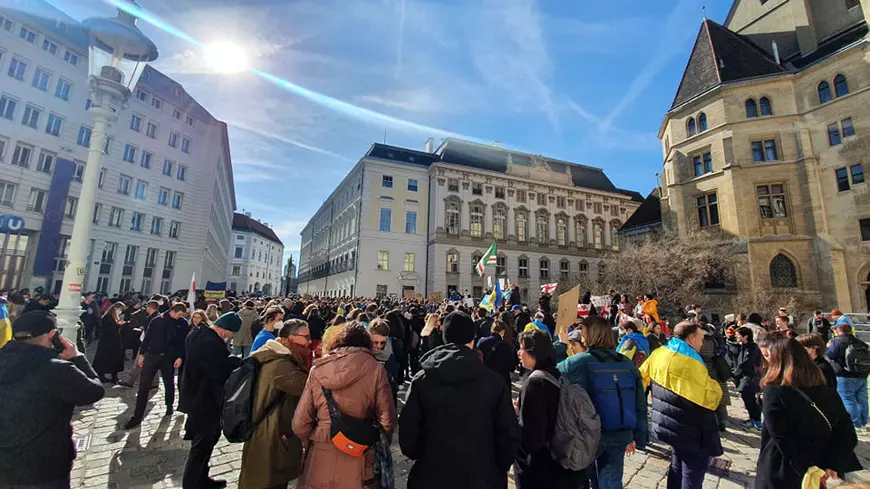 Corespondență din Austria. Protest disperat al ucrainenilor față de neimplicarea Vestului: „Toți speră că dacă hrănesc bine crocodilul, crocodilul îi va mânca ultimii”