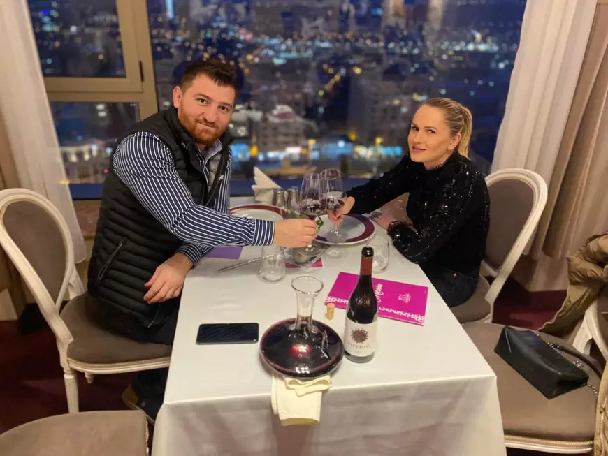 Cătălin Moroșanu a devenit tată în urmă cu două luni, însă a ținut totul secret. Soția lui a născut prematur un băiețel. Prima imagine cu bebelușul