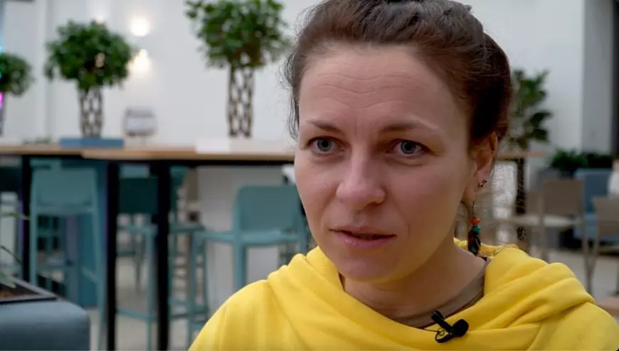 CORESPONDENȚĂ DE LA KIEV: Cum au petrecut ucrainenii „Ziua Invaziei” care n-a mai venit. „Eu țin pașaportul la mine, în cazul în care nu apuc să mă duc acasă”