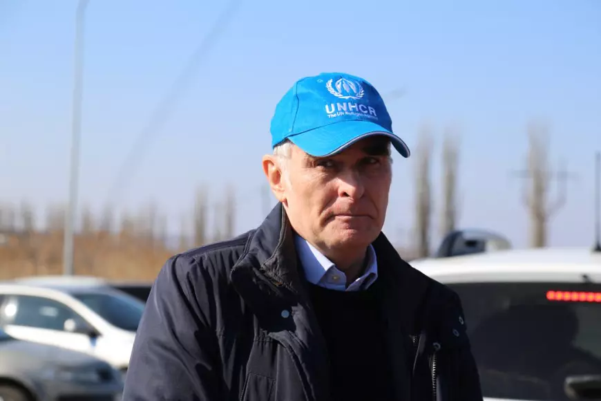 Reportaj nefardat lângă Nistru cu secretele migrației din Ucraina. Unii în Bentley, Porsche ori Mercedes, „cei amărâți, vai de capul și de sufletul lor”