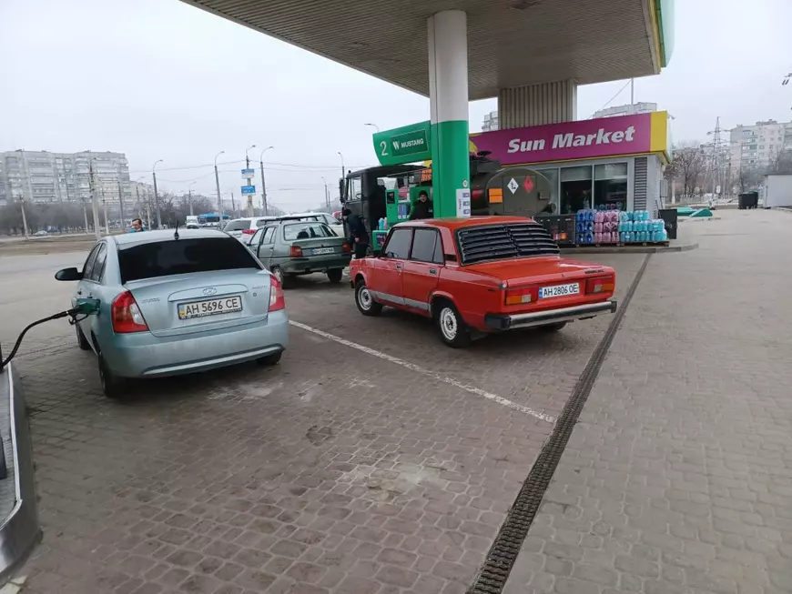 Corespondentul Libertatea, din Mariupol, la 15 km de zona ocupată de armata rusă: Ucrainenii fac cozi la bancomate, se pregătesc să plece