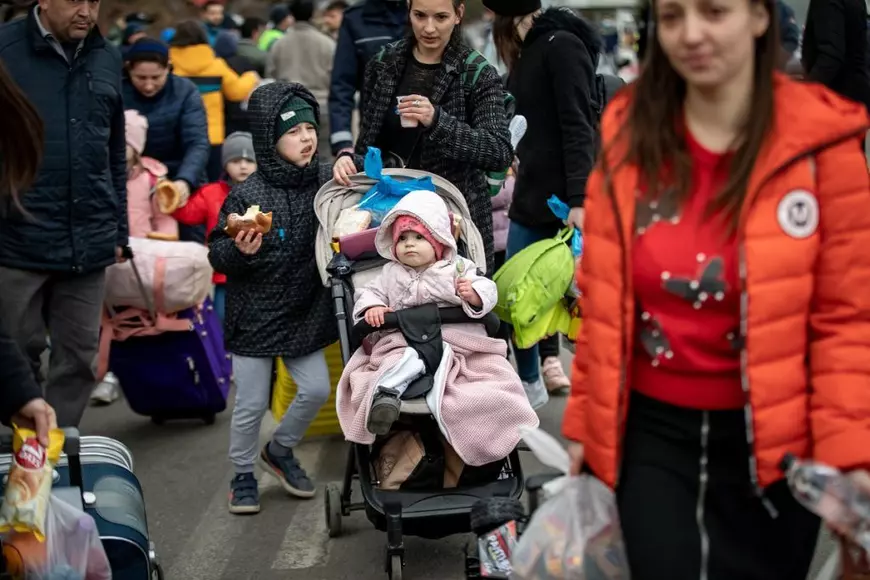 Copiii războiului. Imagini emoționante surprinse de fotoreporterul Libertatea la Vama Siret