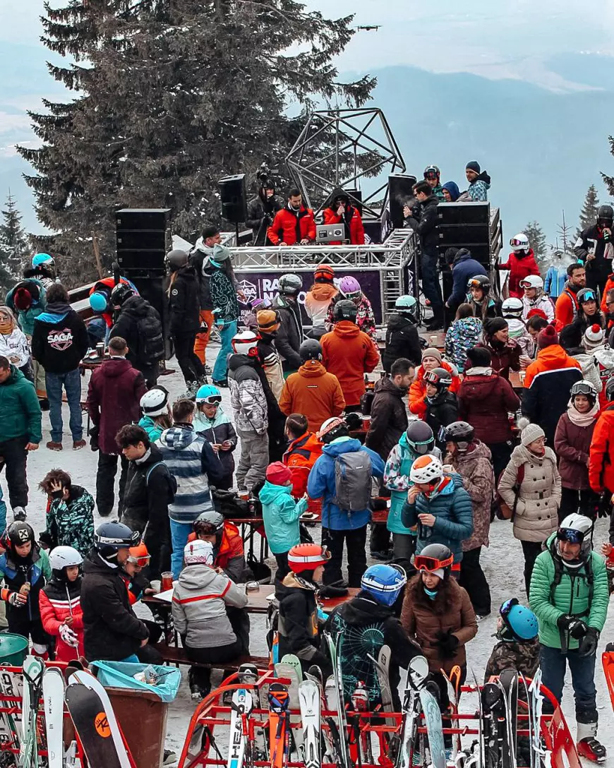 SAGA și KISS FM lansează SAGA Rave Nation, prima emisiune de radio a unui festival din România