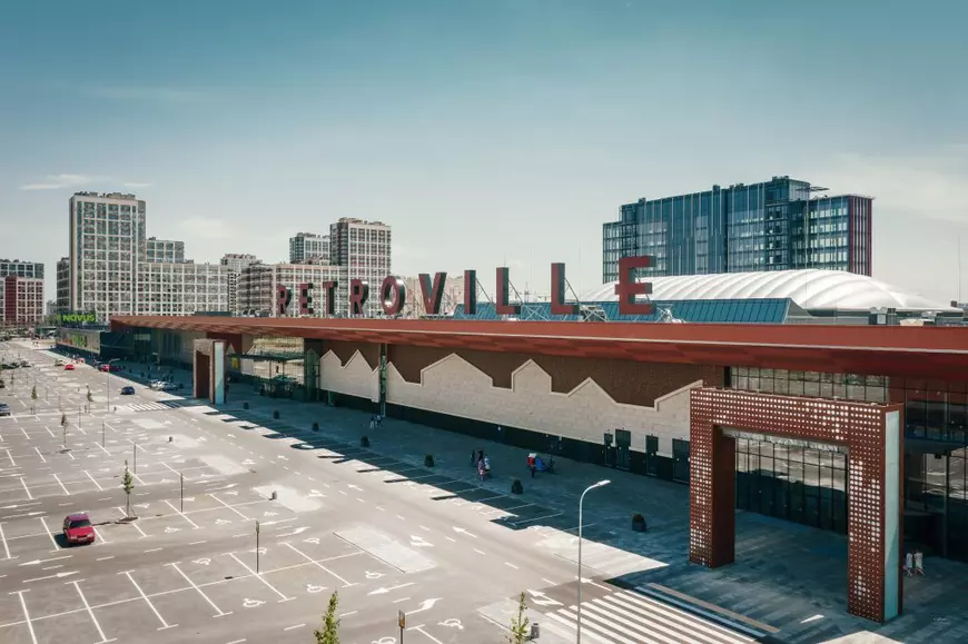 Război în Ucraina, ziua 26 | Convoi cu civili plecat din Mariupol, bombardat în Zaporojie. Sunt copii printre răniți, doi în stare gravă