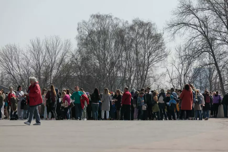 Corespondență din Polonia: Miraculoasa transformare a unui mall decăzut în centru pentru refugiați