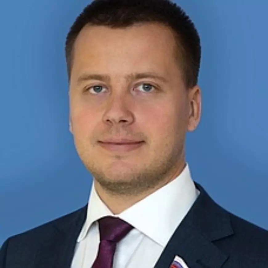 Ce pățește senatorul rus care a anunțat în mod fals moartea lui Vladimir Jirinovski