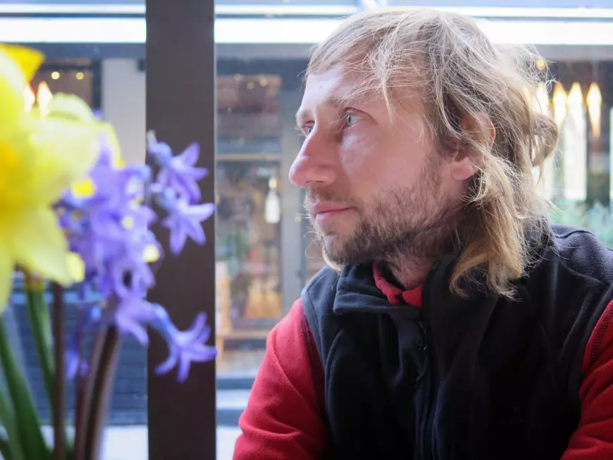 Corespondență din Georgia. Cum își trăiesc iubirea în exil un rus și o ucraineancă: „Războiul ne-a unit și mai mult”