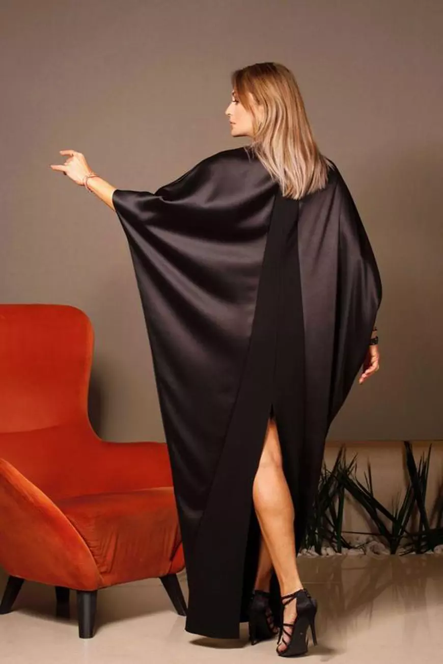 Anca Țurcașiu și-a lansat prima colecție de haine. „A fost foarte dificil să găsesc acest stil. Eu sunt pe mai multe planuri”