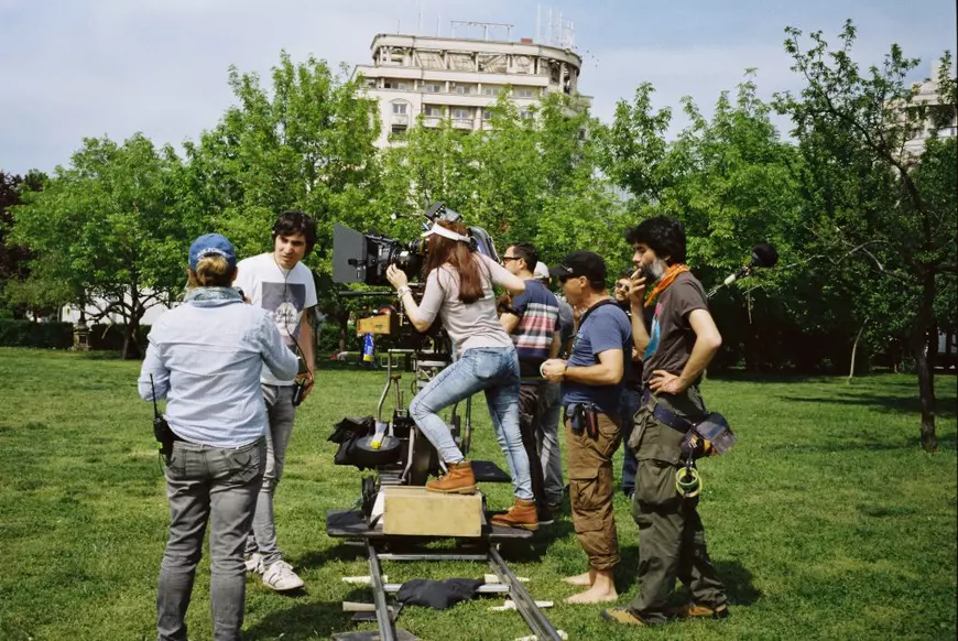 „Băi, dar tu oare poți, știi?”. Drumul bătăios al Anei Drăghici într-o lume a filmelor românești condusă de bărbați