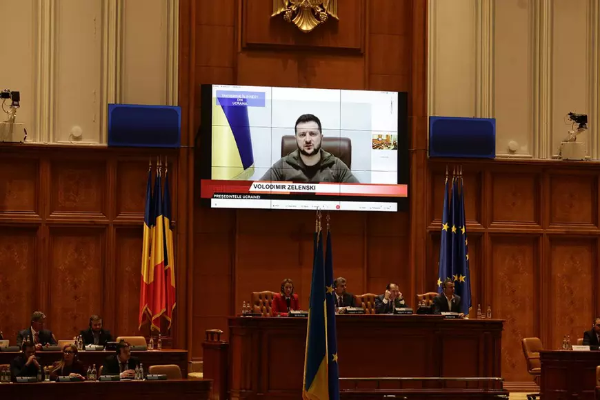 Volodimir Zelenski, imagini cu masacrul de la Bucha în Parlamentul României: „Ucraina nu este ultima țintă a agresiunii rusești. De la Odesa este un pas până în Moldova”