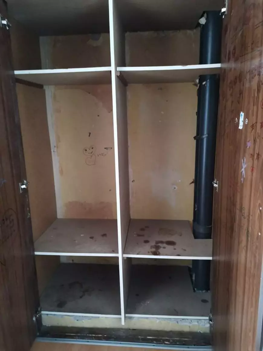 În ce condiții sunt cazați elevii care participă la olimpiadele naționale. Camere murdare, băi insalubre și mâncare puțină