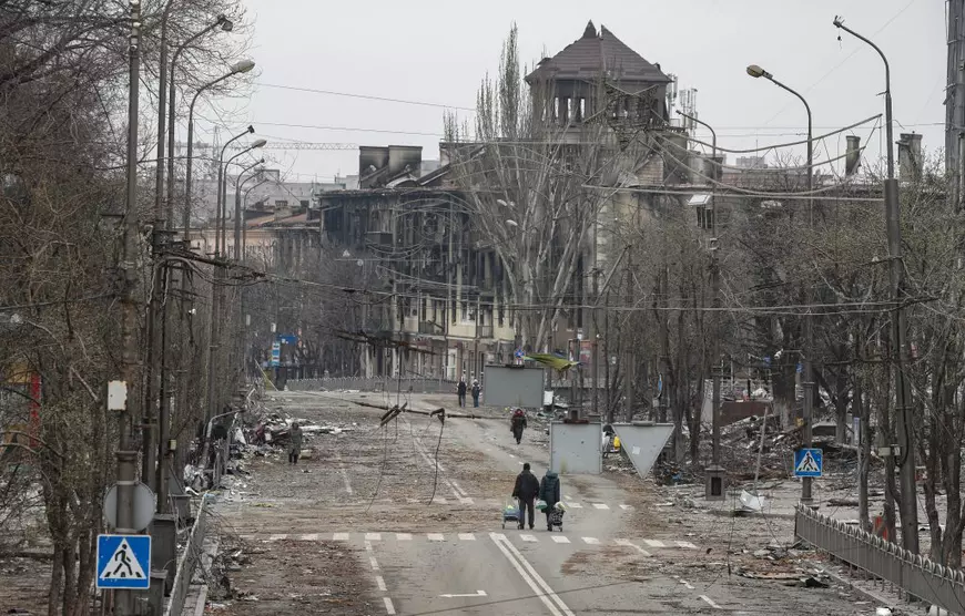 Cel mai bogat om din Ucraina promite că va reconstrui Mariupolul distrus de război