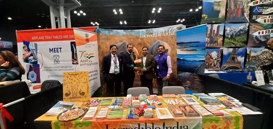 Cum au arătat standurile altor țări la târgul din New York, unde România s-a promovat prin poze prinse de perdea