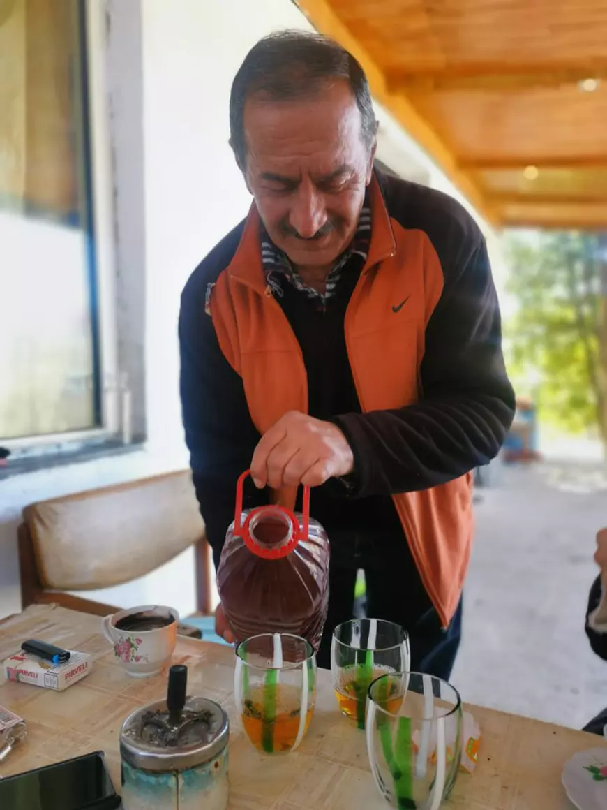 Corespondență din Georgia: Țarii trec, oamenii rămân. „Lui Putin nu-i place ca oamenii să trăiască bine, vrea să fie el singurul care deține controlul”