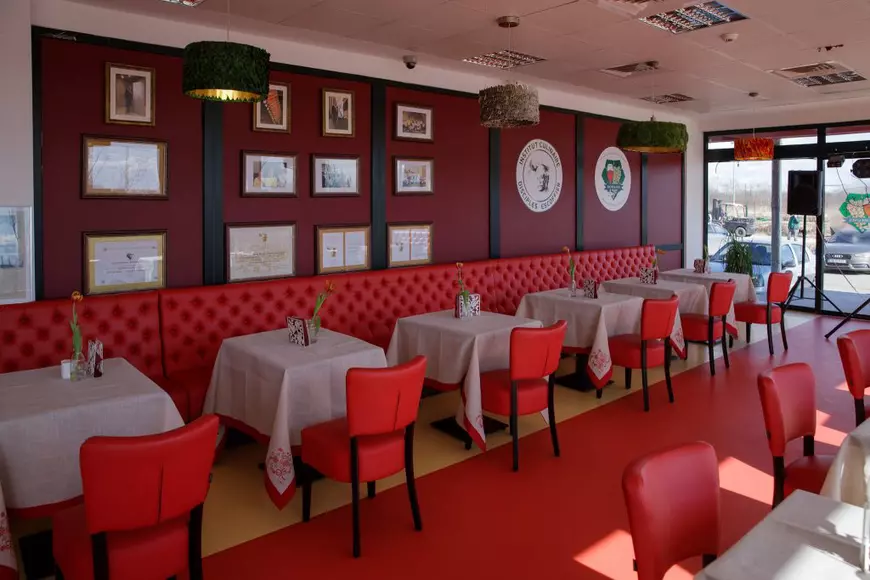 Românul care s-a întors din Franța și vrea să facă primul restaurant cu stele Michelin: „Cum vreți să progresăm, când noi mâncăm același lucru: șnițele, piept de pui, mici?”