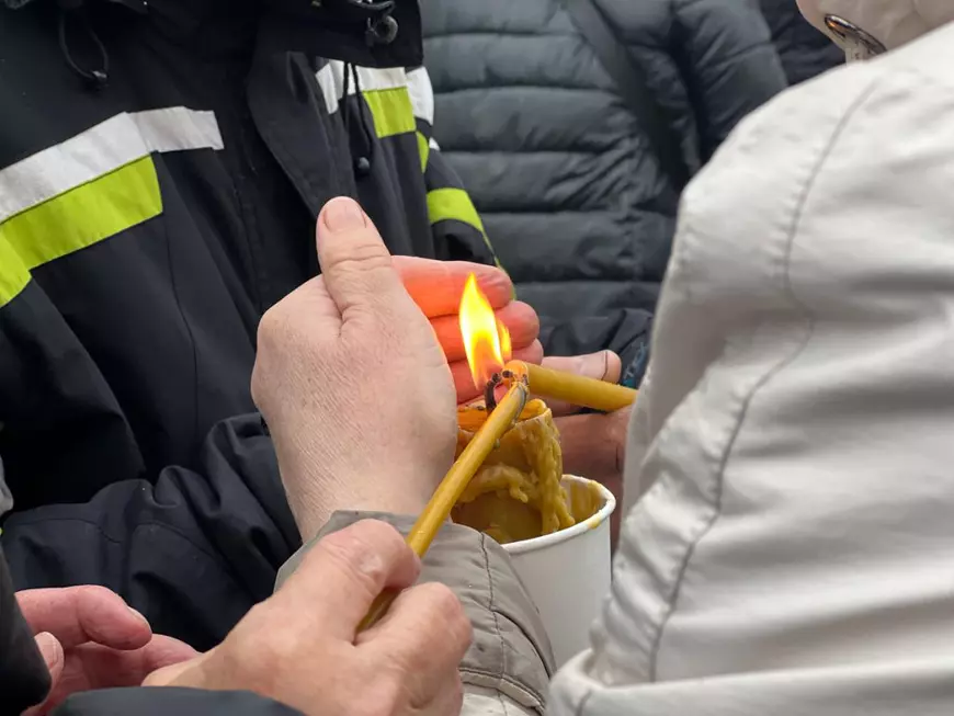 CORESPONDENȚĂ DIN KIEV. În așteptarea Învierii printre baricade, soldați înarmați și alarme, un preot are un mesaj pentru români: „Ne-ați ajutat enorm. Și nu vom uita asta niciodată”