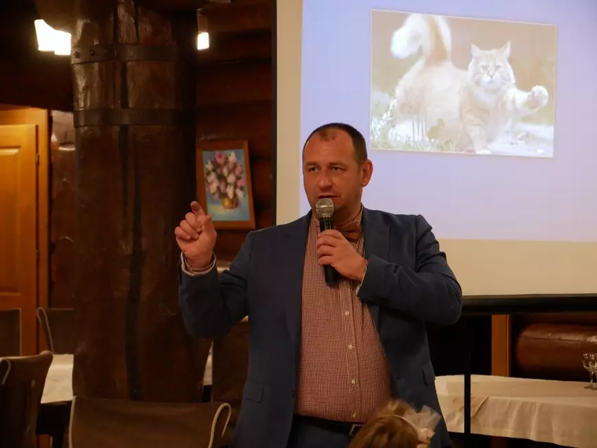 EXCLUSIV. Profesorul ucrainean devenit viral după ce a ținut cursuri din tranșee povestește pentru Libertatea ce va face în prima zi de pace