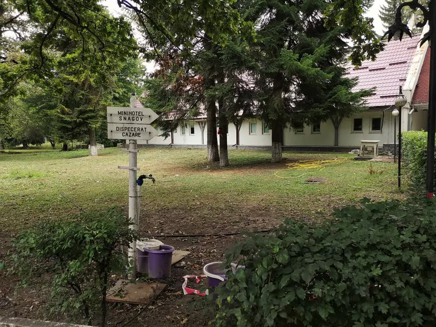 Dacă ești fost șef în ANAF și în CFR, poți să iei, fără să dai statului niciun ban, terenul bazei feroviare din Snagov, valorând zeci de milioane de euro?