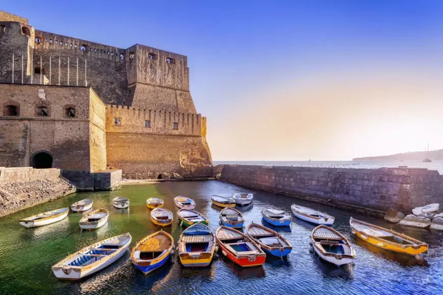Locuri de vizitat în Napoli -  Castel Ovo 
