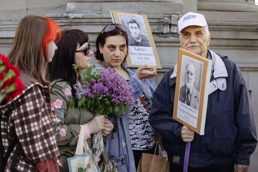 Corespondență de la Chișinău. Cum au sărbătorit zeci de mii de moldoveni Ziua Victoriei, între nostalgia față de URSS și propaganda Moscovei. „Pentru limba română, mergeți în România”