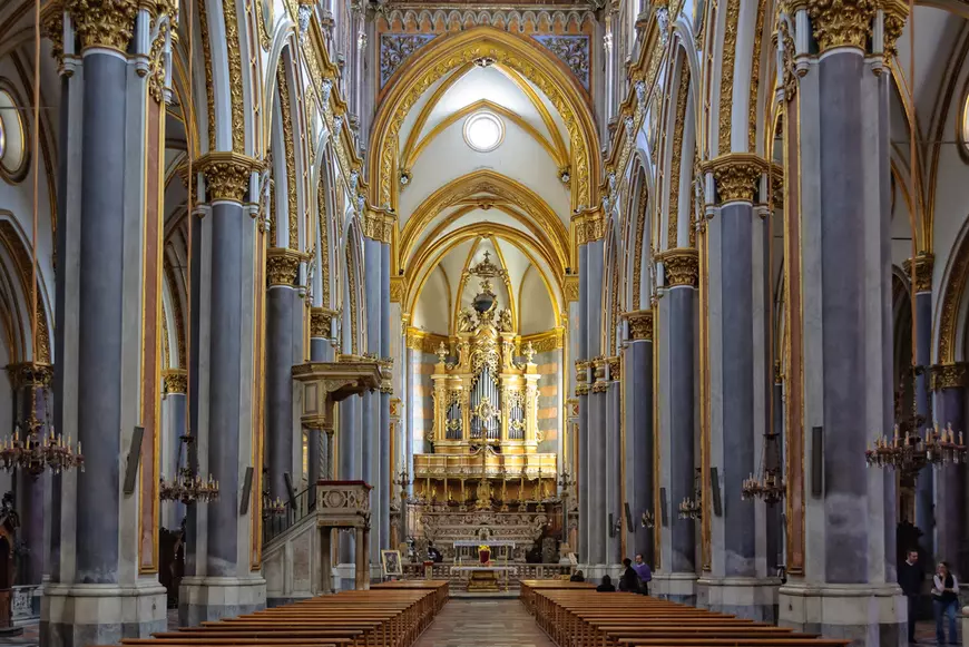  San Domenico Maggiore  - obiective turistice din Napoli