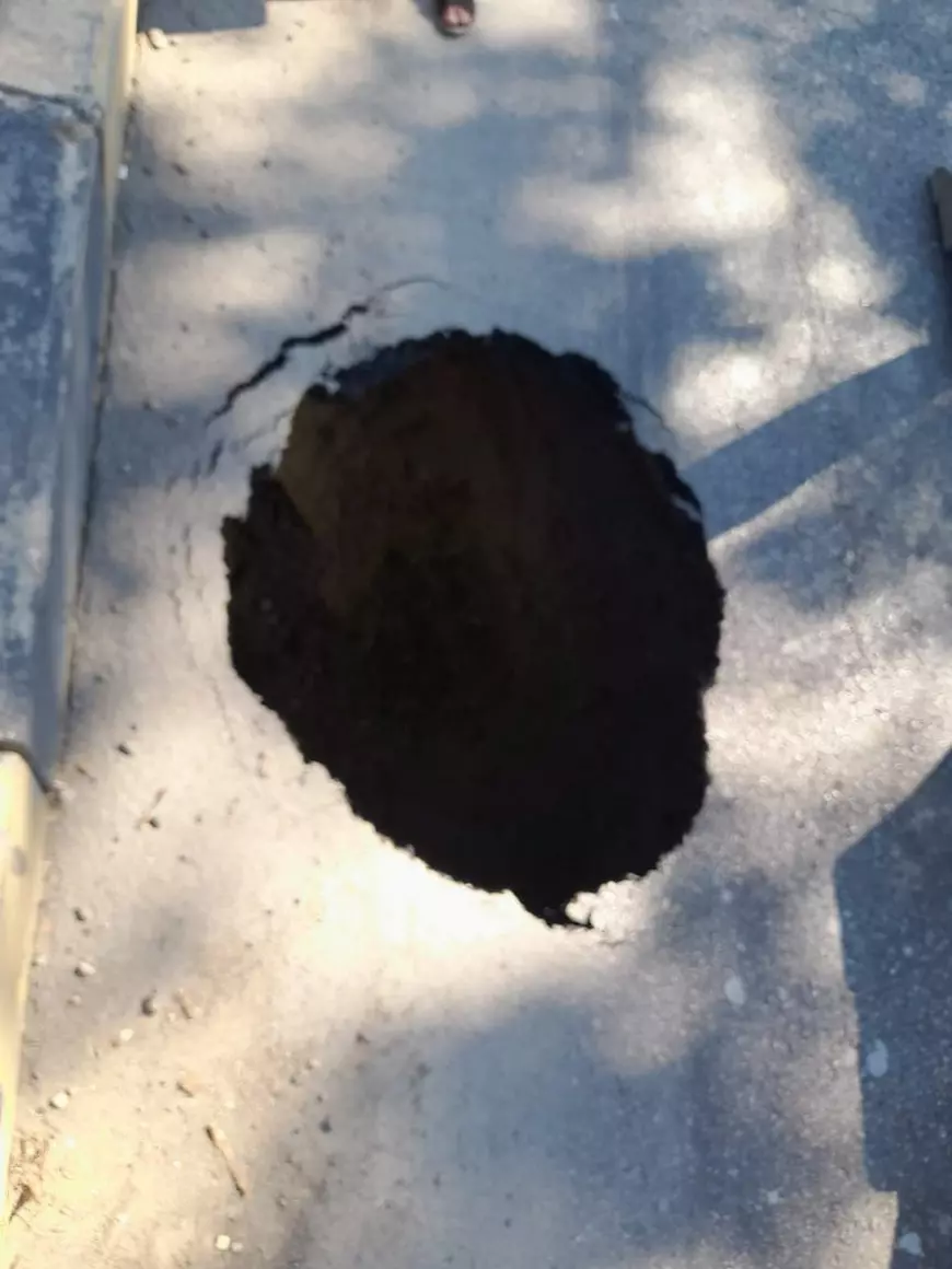 Capătul renovat al podului cu cântec de la Milișăuți s-a surpat. Imagini de la fața locului