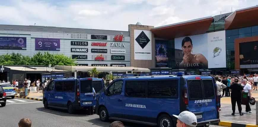 Alertă falsă cu bombă la Băneasa Shopping City. Amenințarea, transmisă printr-un mail
